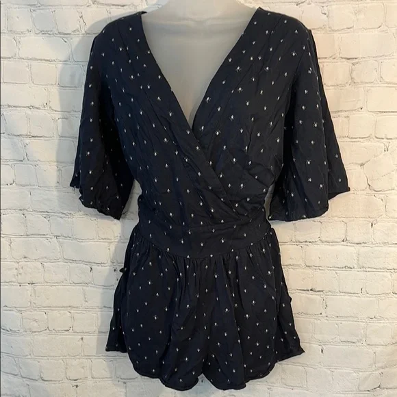 O’Neill Navy faux Wrap Romper with tie waist - Picture 1 of 11